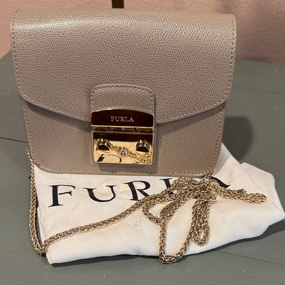 FURLA Sabbia Metropolis Mini Crossbody Bag Gray